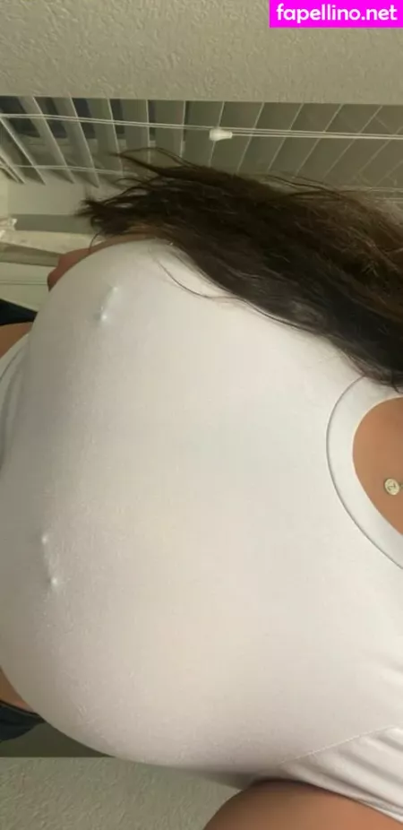 Julitka OnlyFans Thumbnail #B6mu1W4KNX