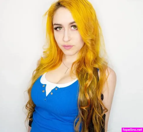 Juliversal OnlyFans Thumbnail #Ue9SnWbPcD