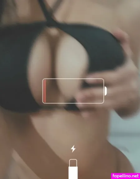 Julivicktoria OnlyFans Thumbnail #u3rs4R0L2b