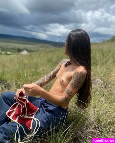 Jullyjuicy OnlyFans Thumbnail #7uOHd6H6IW