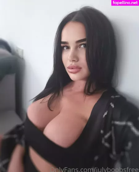 Julyboobsfree OnlyFans Thumbnail #OjNzzkHMLy