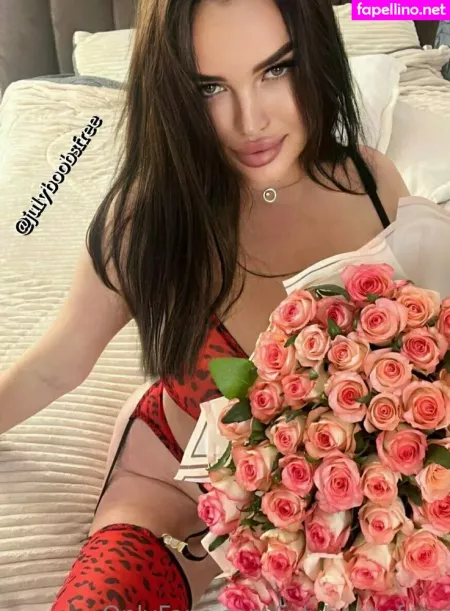 Julyboobsfree OnlyFans Thumbnail #PAh9iiyR6A