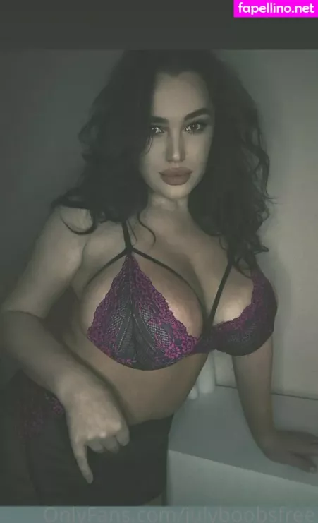 Julyboobsfree OnlyFans Thumbnail #qfsQllwqVq