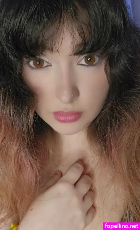 Julyett4 OnlyFans Thumbnail #wOODxADeCr