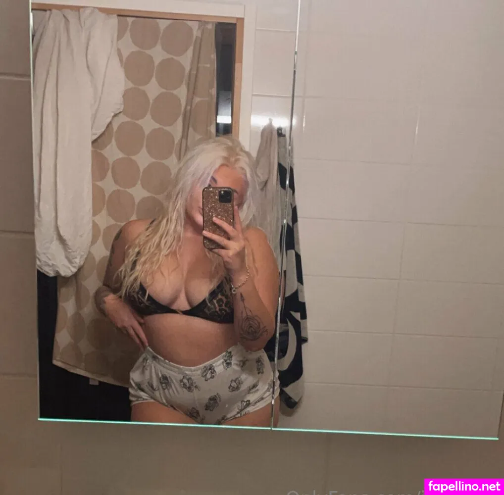 juliashmookz, julzuuuh Nude Leaked OnlyFans Photo #vxvcStmyiz