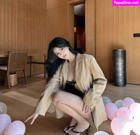 June Gong OnlyFans Thumbnail #B4KX7FEmbI