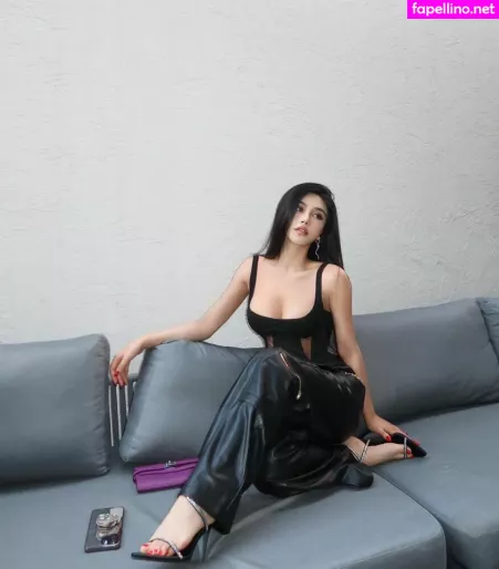 June Gong OnlyFans Thumbnail #JXLplZzh1O