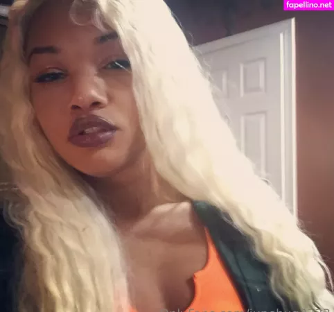 Junebug3333 OnlyFans Thumbnail #7I48EhgBK5