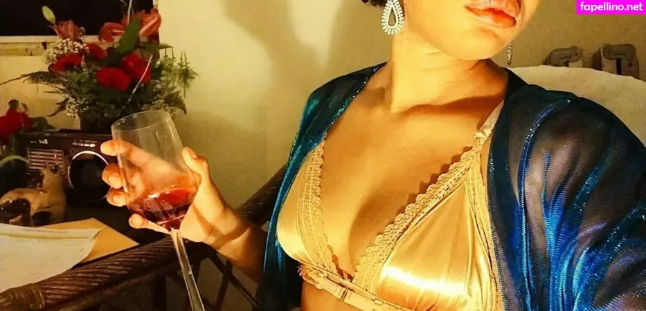 Junebug3333 OnlyFans Thumbnail #ULtrUqVAos