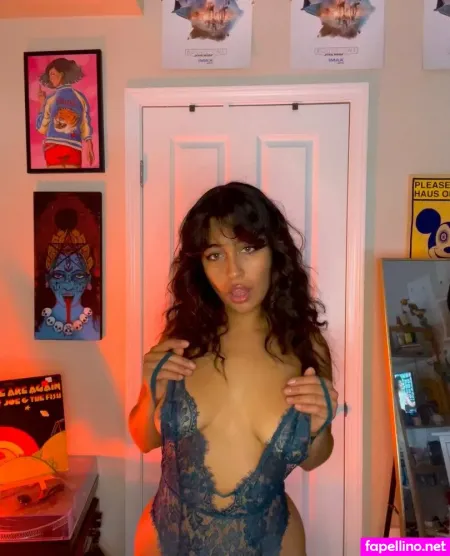 Junebunni OnlyFans Thumbnail #lrSC0aiUQ3