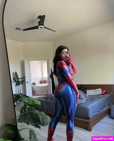 Juneeberri OnlyFans Thumbnail #8PMWpKPjoL