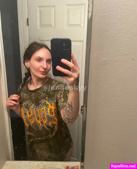 Juneesky OnlyFans Thumbnail #y1KPPqRyzC