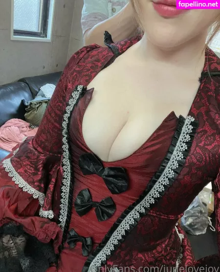 Junelovejoy OnlyFans Thumbnail #9sBujtUKSU