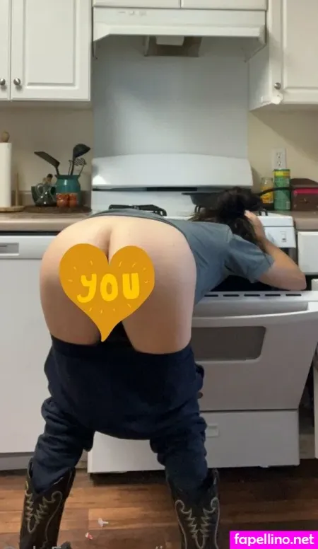 Junemackenziefree OnlyFans Thumbnail #4IDWK62eWV