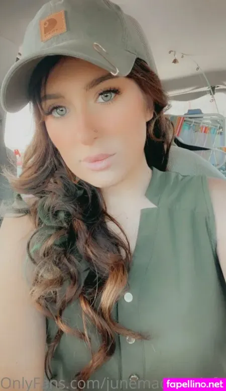 Junemackenziefree OnlyFans Thumbnail #5xz2bCQiyy