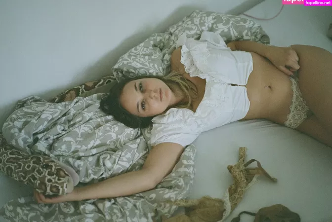 Junestartobloom OnlyFans Thumbnail #OuN1cOTTmy