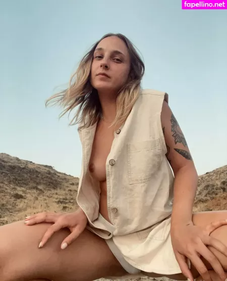 Junestartobloom OnlyFans Thumbnail #kdwGXSbivy