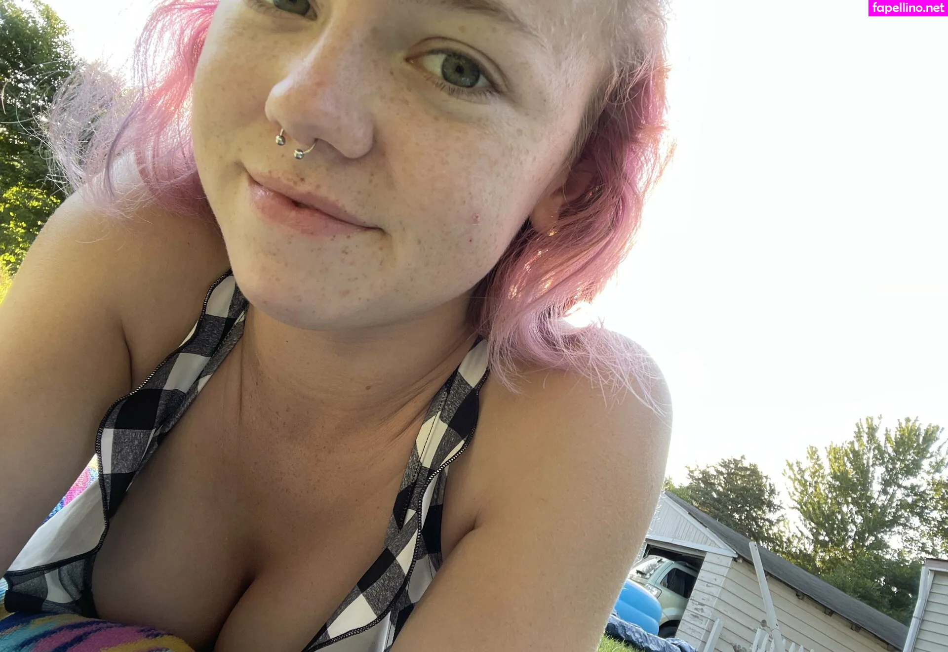 junestrawberriesfree Nude Leaked OnlyFans Photo #7GQeiVri1C