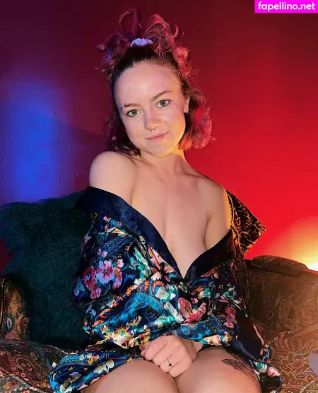 Junestrawberriesfree OnlyFans Thumbnail #TWWoyGAmgs