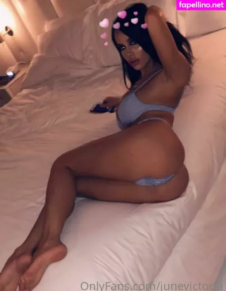 Junevictoria OnlyFans Thumbnail #JR1Hf45R2m