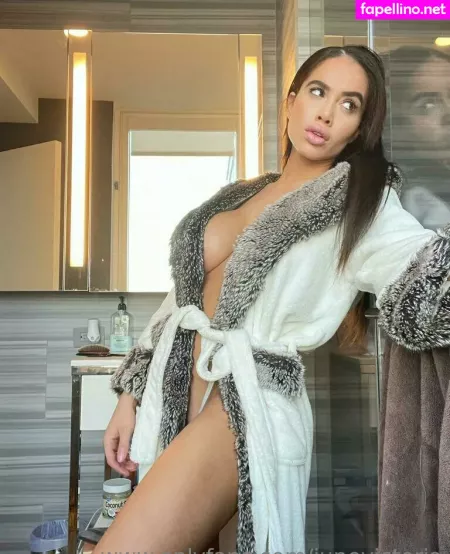 Junevictoria OnlyFans Thumbnail #Sq7w91jUMz