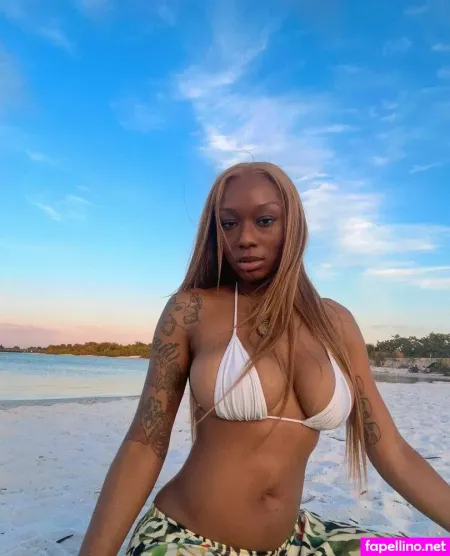 Junglepussy OnlyFans Thumbnail #1vGAqwMRX0