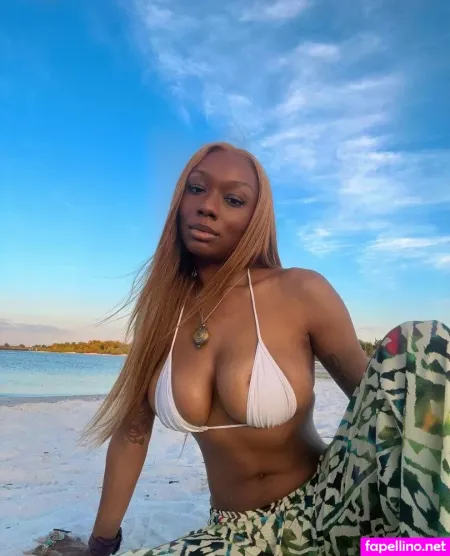 Junglepussy OnlyFans Thumbnail #dGVWWqdlSw