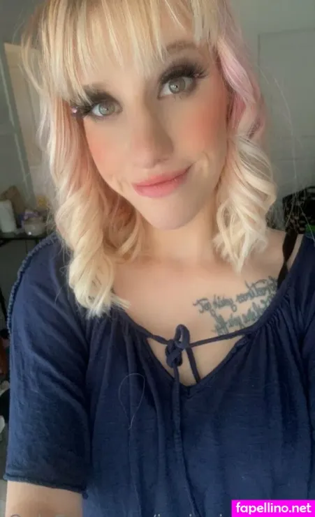 Junieajonesfree OnlyFans Thumbnail #q8uzEahpyF