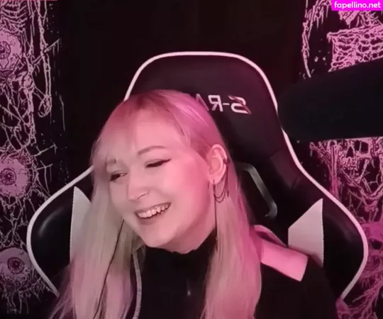 Juniper Actias OnlyFans Thumbnail #kzUxRO2bYE