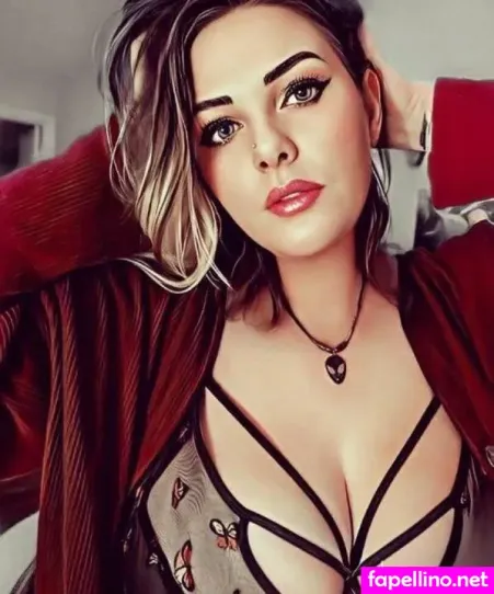Juniper Rose OnlyFans Thumbnail #tcTYHcbYm4