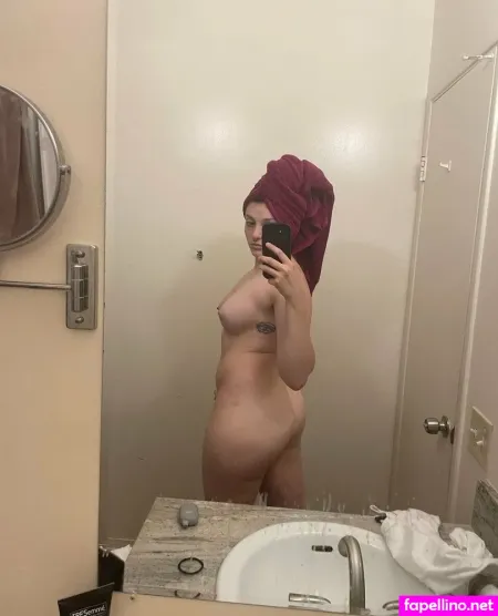 Junketsu420 OnlyFans Thumbnail #rCwZbwTaUw
