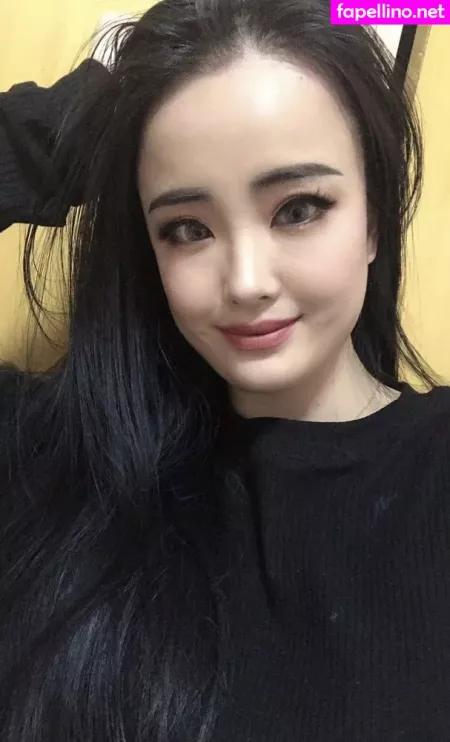 Junny Kim OnlyFans Thumbnail #YyB4Ic7OzP