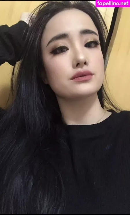 Junny Kim OnlyFans Thumbnail #ylxFtGOEg3