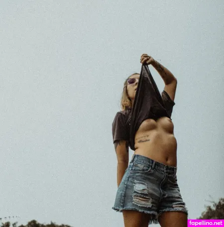 Juno 69 OnlyFans Thumbnail #bN7rSbTMZ8