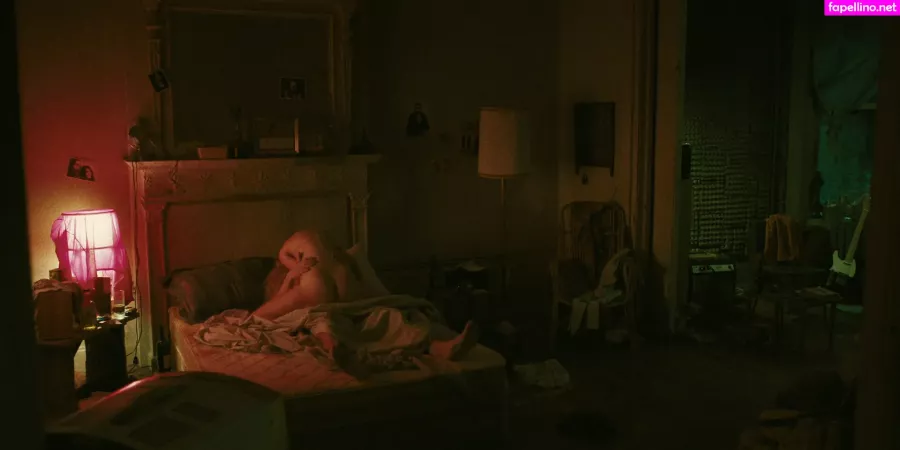 Juno Temple OnlyFans Thumbnail #1BuBuV5C1C