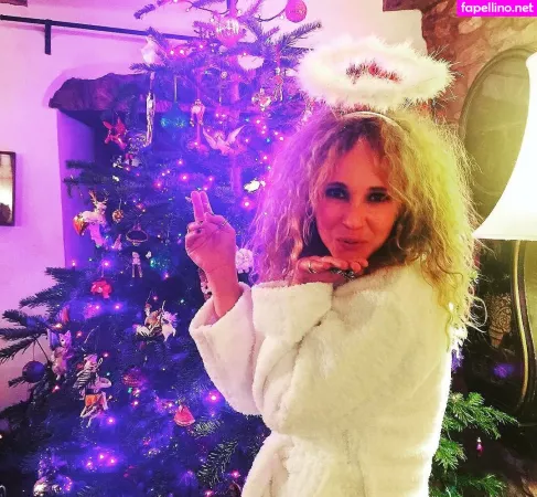 Juno Temple OnlyFans Thumbnail #zIo3Tc6Uvn