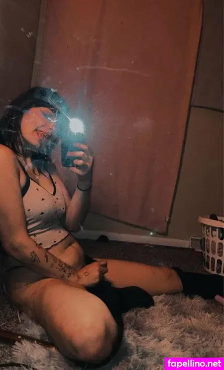 Juno22 OnlyFans Thumbnail #AQue6nf2e2