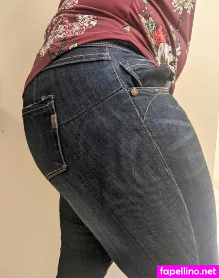 Just A Female Nerd OnlyFans Thumbnail #gdfH6NBhgP