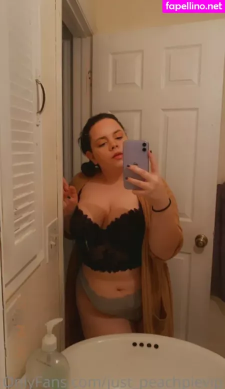 Just Peachpievip OnlyFans Thumbnail #oznzFA9gdu