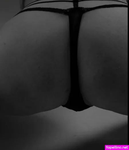 Just Sina01 OnlyFans Thumbnail #Nve0RLFSol