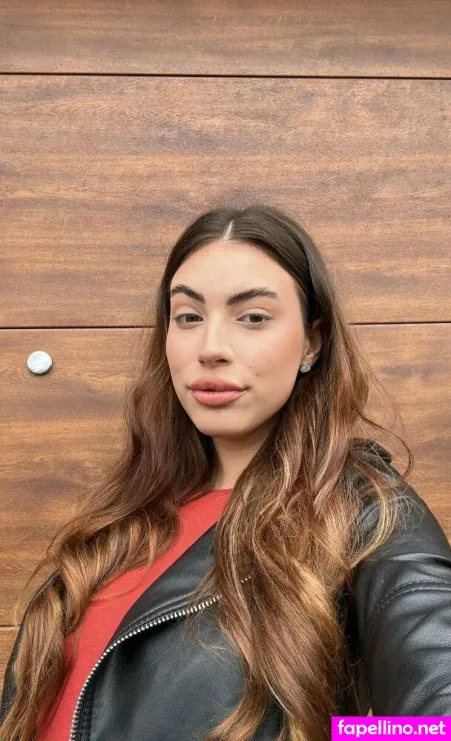 Justadela OnlyFans Thumbnail #zYyR7kXzUb