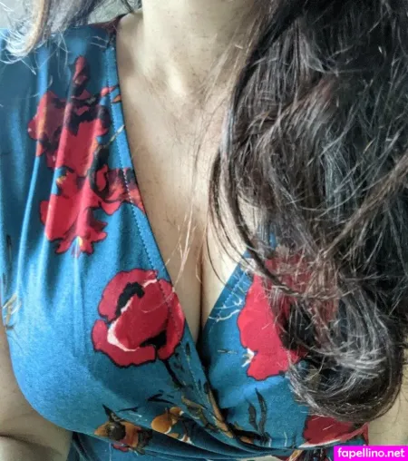 Justafemalenerd OnlyFans Thumbnail #9v6YWY1np5