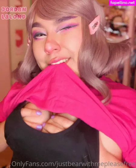 Justbearwithmepleasefree OnlyFans Thumbnail #2oflF0Fqv1
