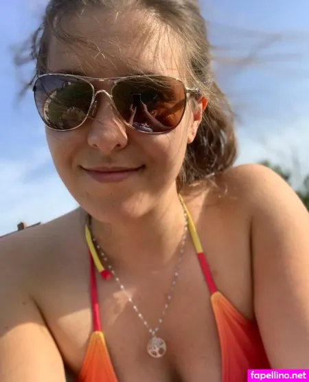 Justbecci Beccisplayground OnlyFans Thumbnail #9QslP0tLMK