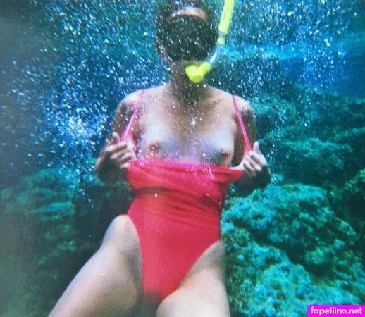 Justboobinaround OnlyFans Thumbnail #zOHRfkU86l