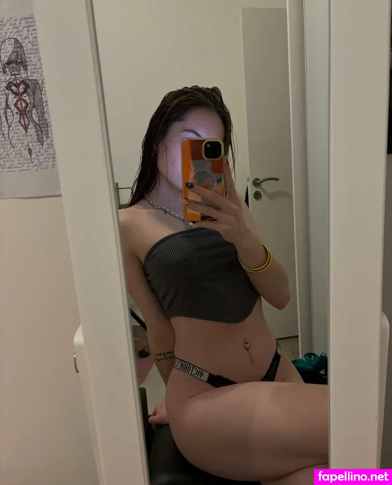 emmaloveee__, justemmamoooon Nude Leaked OnlyFans Photo #3LvZvb43aB