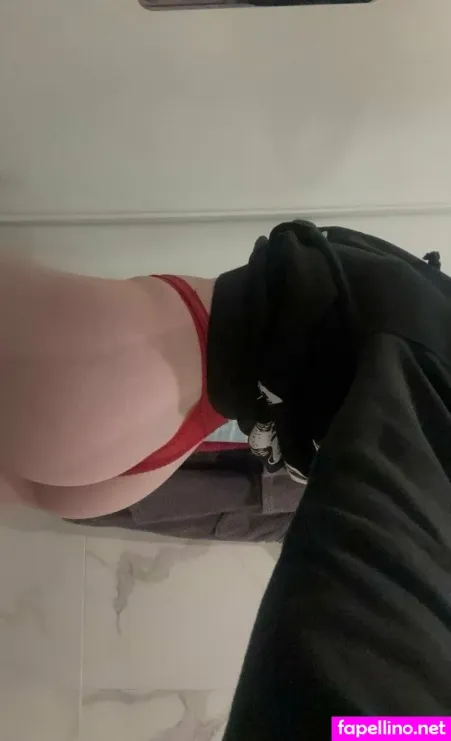 Justemmamoooon OnlyFans Thumbnail #Don9qCvQUF