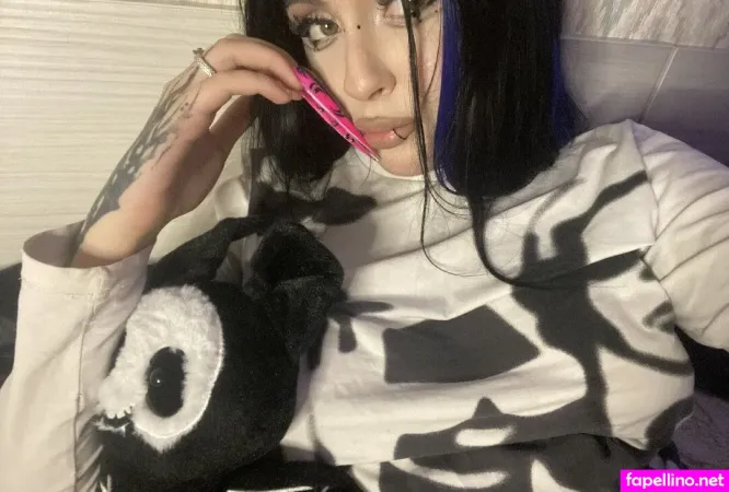 Justevaxo Main Profile Photo