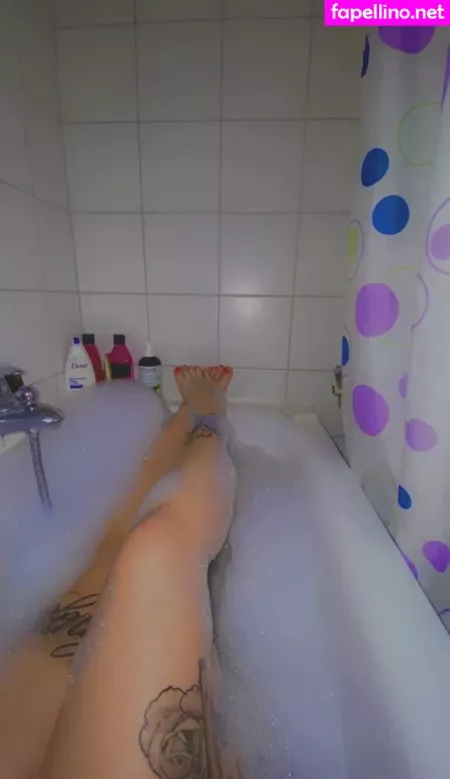 Justfeetsforyou OnlyFans Thumbnail #kWWz11JO65