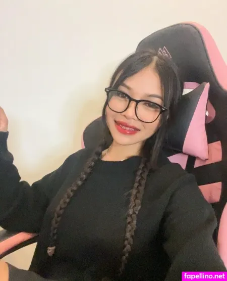 Justina Asian OnlyFans Thumbnail #FxUxJVitJ6